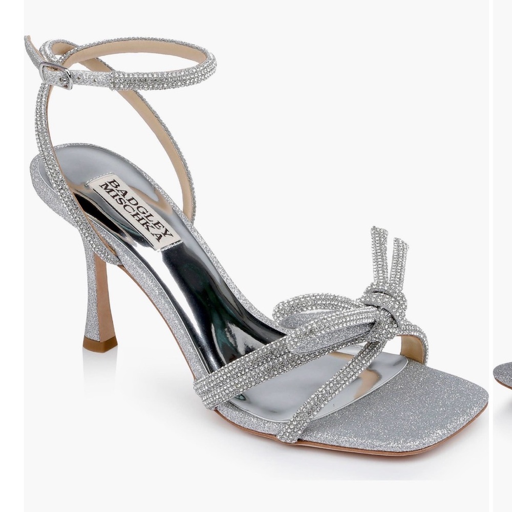 Badgley Mischka Women's Silver Heeled Sandals